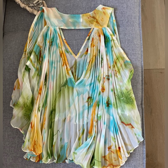 Milau Brand LF Stores Chiffon Accordion Top Summer - Picture 2 of 6